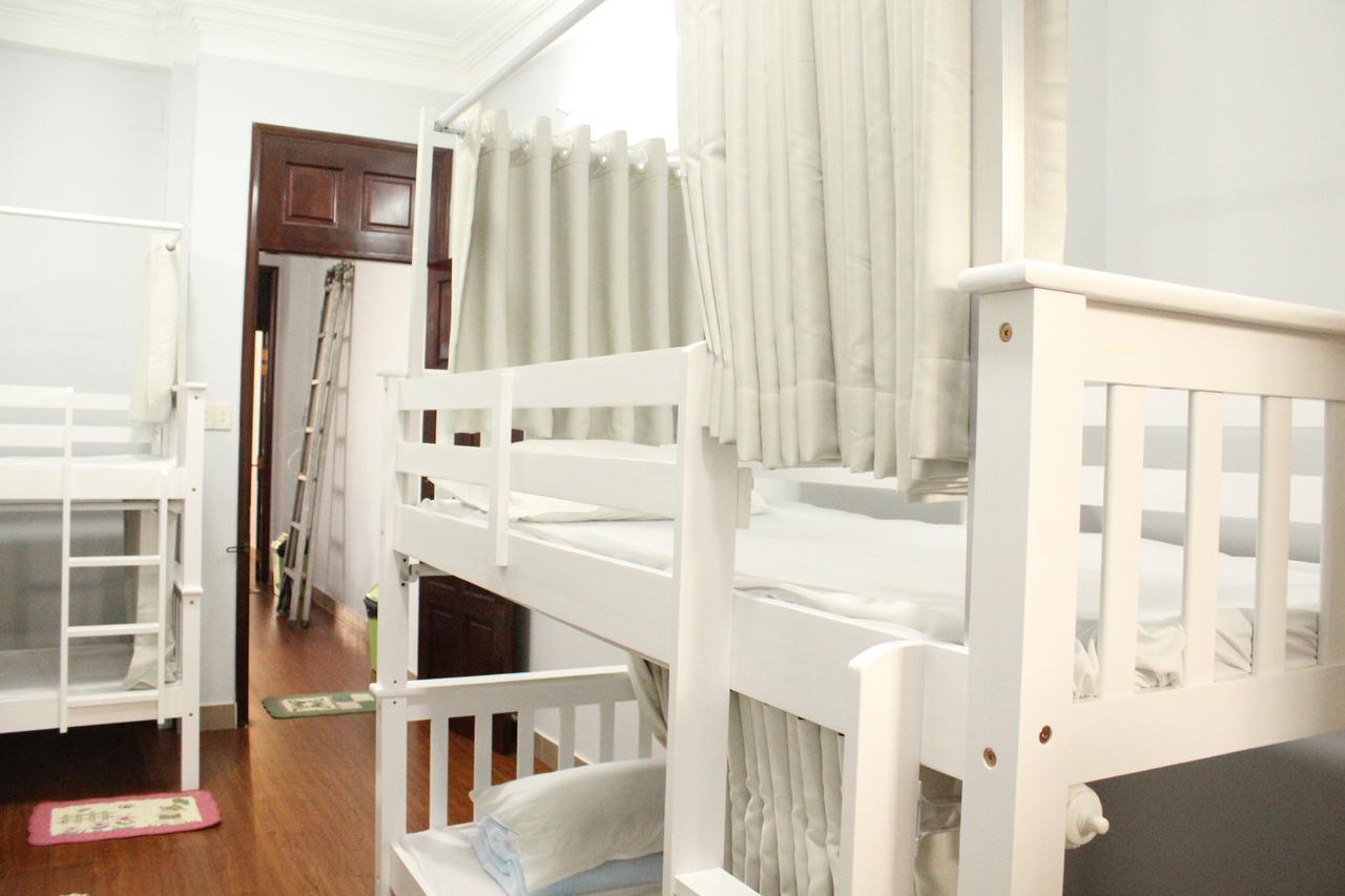 The Roost Hostel Хошимин Екстериор снимка